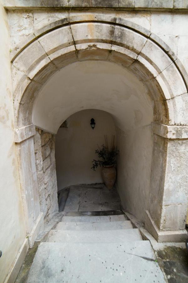 Modica Castle Villa Bagian luar foto